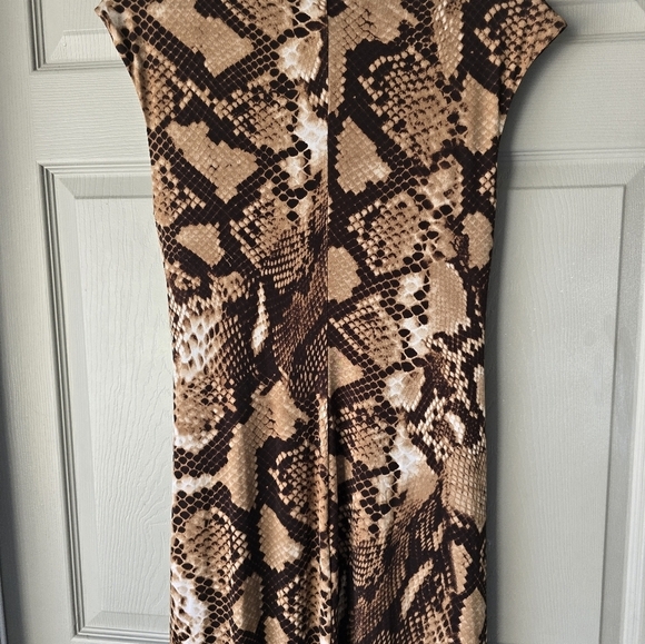 Chico's Maxi Dress Sz M Women Snake Print Sleveless Lined Stretchy Neutral - Picture 11 of 13